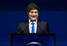 PULSEADA CAMBIARIA. Milei rechaza acumular reservas como piden inversores