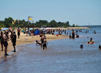 CARU publicará esta semana monitoreo de playas, aguas abajo de la represa