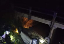 Camioneta cayó desde un puente en la Ruta 18 y su conductor resultó gravemente herido en Villaguay