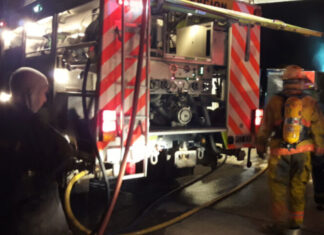 Incendio en barrio San Isidro consumió una vivienda y afectó otra