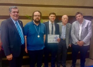 Reconocen a jóvenes ingenieros de Concepción del Uruguay. Dos talentos de la UTN brillan en Buenos Aires