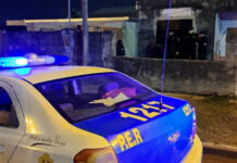 Joven conductora colisionó a una funcionaria policial al intentar evadir un operativo