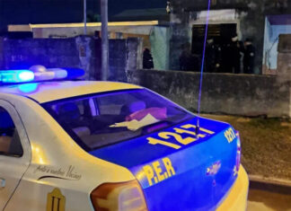 Joven conductora colisionó a una funcionaria policial al intentar evadir un operativo