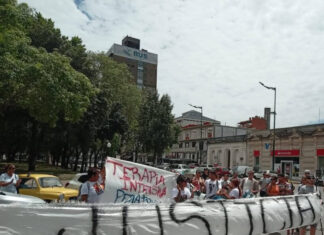 Concepción del Uruguay: nueva marcha pide justicia por Jeremías Aguiar y entregan petitorio para Terapia Intensiva Pediátrica