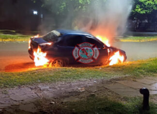 Bomberos controlaron principio de incendio vehicular e intervención por cortocircuito en cables