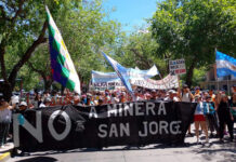 Miles de personas marcharon en Mendoza contra la minería y en defensa del agua