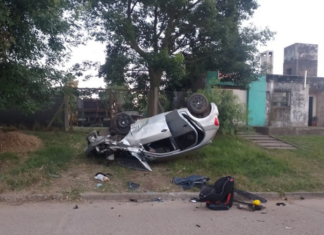Despiste y vuelco en Gualeguaychú; Conductor se negó al control de alcoholemia