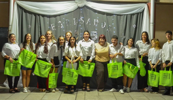 Screenshot 2025-12-20 at 11-47-26 El Municipio acompañó a graduados secundarios de bachiller en Turismo Uruguayenses