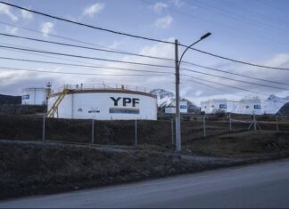 BAJA DEL PETRÓLEO Acciones YPF caen 20% en Wall Street este año
