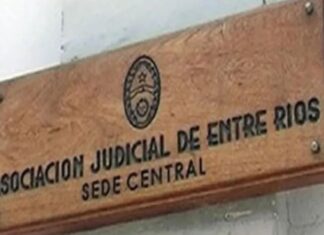 Un escribiente gana menos que la canasta básica y crece el conflicto
