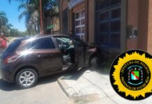 Irresponsabilidad al volante: dio positivo de alcoholemia, perdió el control y chocó contra un comercio