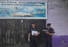 Allanamiento en iglesia evangélica: detienen al pastor por tenencia ilegal de arma