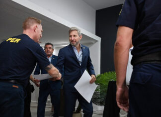 Gobierno de Entre Ríos Reconoció a Efectivos Policiales por Investigaciones de Femicidios