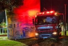 Un incendio en el Ecoparque de Gualeguaychú demandó diez horas de trabajo a bomberos de cinco ciudades