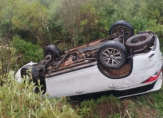 Choque y Vuelco en Autovía Gervasio Artigas Sin Dejar Heridos