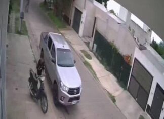 Le robaron la moto a una empleada doméstica mientras trabajaba en barrio San Vicente