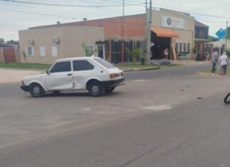 Un motociclista sufrió fracturas graves tras chocar con un auto en Concepción del Uruguay