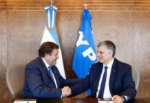 YPF y Río Negro firman acuerdo clave para el desarrollo del proyecto Argentina LNG