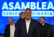 Tapia se declara tranquilo frente a las denuncias, mientras la Justicia investiga giros de la AFA a empresas fantasmas en Miami