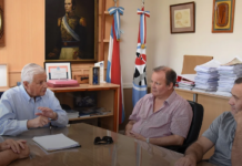 Con conflicto laboral en Granja Tres Arroyos, Lauritto actúa de nexo entre sindicatos y empresa