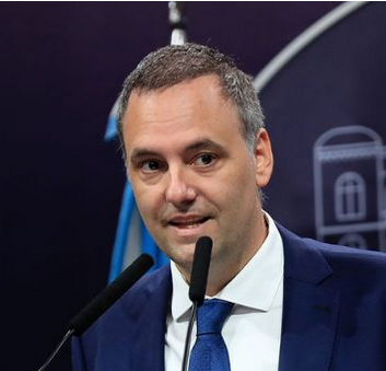 Screenshot 2026-01-31 at 11-33-30 Adorni fue designado en el directorio de YPF como reemplazo de Francos