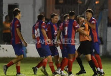 Juventud Unida ganaba 2-0, igualaba la serie y el partido fue suspendido por una presunta agresión al árbitro