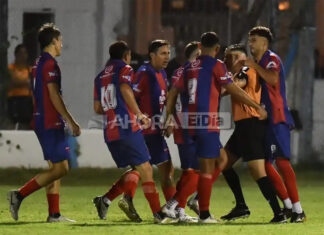Juventud Unida ganaba 2-0, igualaba la serie y el partido fue suspendido por una presunta agresión al árbitro
