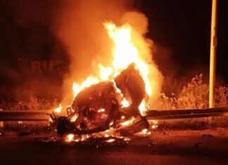 Cuatro personas murieron calcinadas en un vehículo que perdió el control en la ruta 14