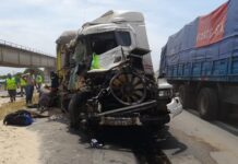 Choque entre camiones y un vehículo provocó demoras durante toda la tarde en el Puente Urquiza