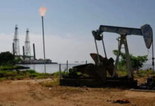 Trump anuncia que las autoridades venezolanas entregarán a EE.UU. entre 30 y 50 millones de barriles de petróleo