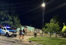 Dos adolescentes baleadas desde una moto en Paraná: una con herida en el cráneo está grave