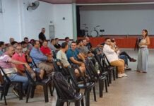 Citricultores entrerrianos se capacitaron en el control de la mosca de los frutos