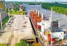 Puerto de Concepción del Uruguay desarrolla operaciones de carga con normalidad