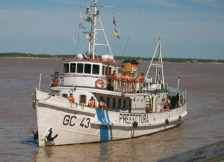 El guardacostas “Mandubí” abre sus puertas al público en el puerto Concepción del Uruguay