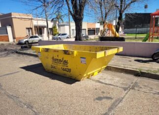 Salud Ambiental de CdelU continúa la campaña de descacharrización con volquetes para prevenir el dengue