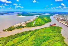 Intensa actividad con exportaciones, dragado y visitas en el puerto de Concepción del Uruguay