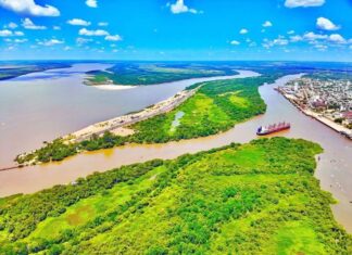 Intensa actividad con exportaciones, dragado y visitas en el puerto de Concepción del Uruguay