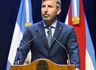 Frigerio anunció un shock de obras viales, reforma previsional y nuevas bajas impositivas para el sector productivo