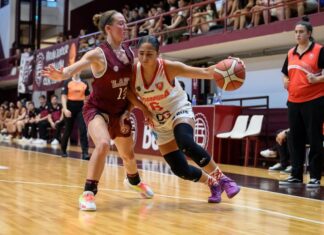 Lanús se impuso a Rocamora y sacó ventaja en el mano a mano