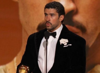 Billie Eilish, Bad Bunny y Justin Bieber lideraron protesta contra ICE en los Premios Grammy