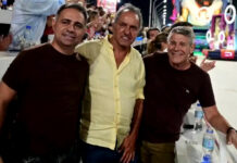 Mientras 120 mil personas colmaron Paraná con Lali, Scioli y Satto eligieron mostrarse en el Carnaval de Gualeguaychú