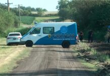 Hallaron un cuerpo calcinado en auto incendiado en un camino rural de Cerrito