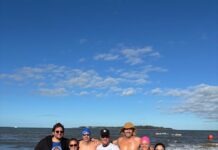 Nadadores uruguayenses se animaron al mar en Punta del Este