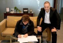 Javier Milei y Manuel Adorni se reúnen este viernes