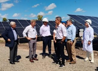 Frigerio destacó el nuevo parque solar y habló sobre la protesta docente
