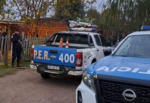 Fueron detenidos luego de herir con una cuchilla a un hombre para robarle la mochila