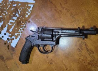 Allanamiento: secuestran un arma de fuego y detienen a un hombre de 64 años