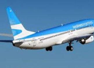 Por la suba del petróleo. Aerolíneas Argentinas aplicará un recargo en los pasajes