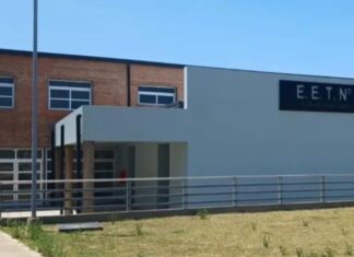 Provincia no habilitó las plazas y no pudieron comenzar las clases en la Escuela Técnica Nº 3