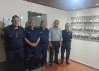 Relevo de autoridades en la Comisaría de Sauce tras el retiro del jefe